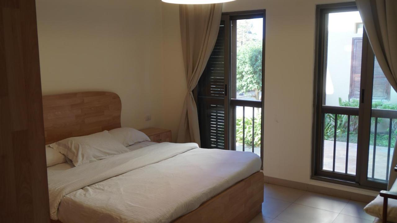 Ground Floor Apartment By Circular Pool In Talabay Aqaba Exterior foto